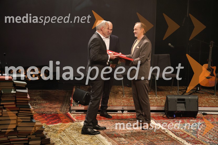 Glazerjeve nagrade 2026: Maja Godina Golija prejela priznanje za življenjsko delo