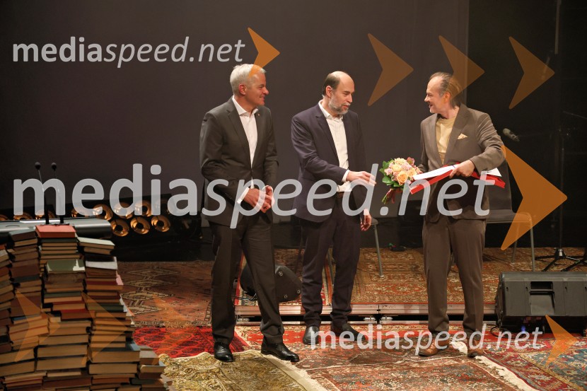 Glazerjeve nagrade 2026: Maja Godina Golija prejela priznanje za življenjsko delo