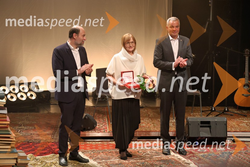 Glazerjeve nagrade 2026: Maja Godina Golija prejela priznanje za življenjsko delo