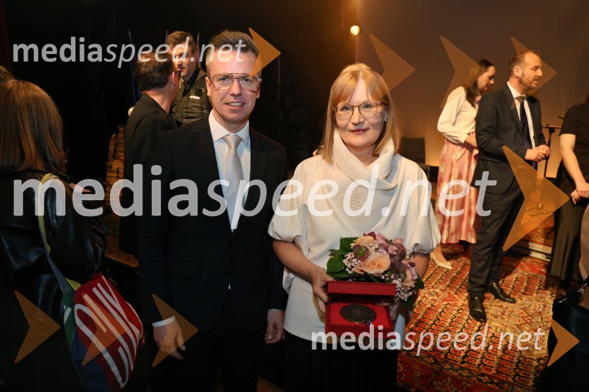 Glazerjeve nagrade 2026: Maja Godina Golija prejela priznanje za življenjsko delo