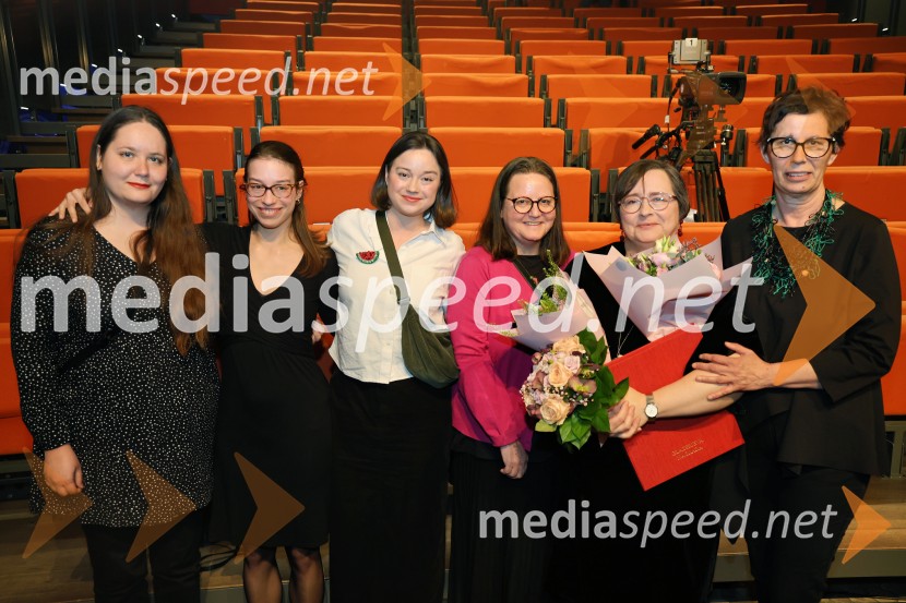 Glazerjeve nagrade 2026: Maja Godina Golija prejela priznanje za življenjsko delo