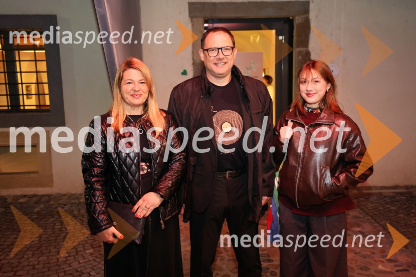 Glazerjeve nagrade 2026: Maja Godina Golija prejela priznanje za življenjsko delo