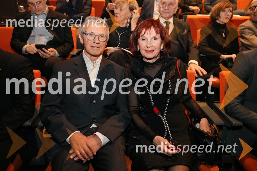 Glazerjeve nagrade 2026: Maja Godina Golija prejela priznanje za življenjsko delo