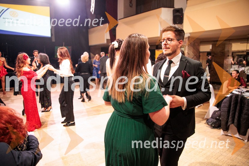 Rotary Latino večer, dobrodelni dogodek Rotary Cluba Ljubljana