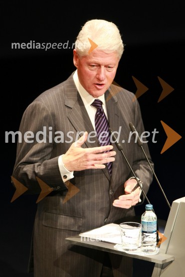 Bill Clinton, 42. predsednik Združenih držav AmerikeBill Clinton, 42. predsednik ZDA na obisku v Sloveniji, na povabilo Diners Club Slovenija