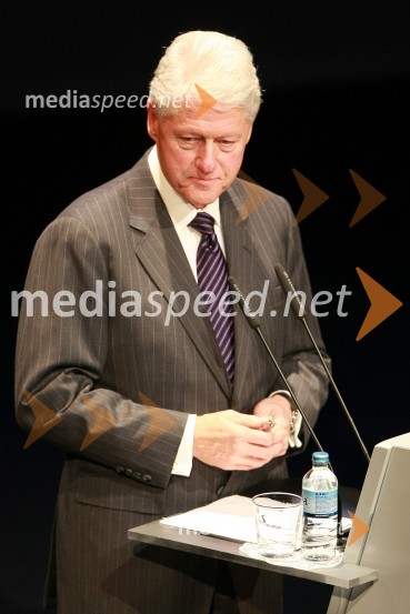 Bill Clinton, 42. predsednik Združenih držav AmerikeBill Clinton, 42. predsednik ZDA na obisku v Sloveniji, na povabilo Diners Club Slovenija