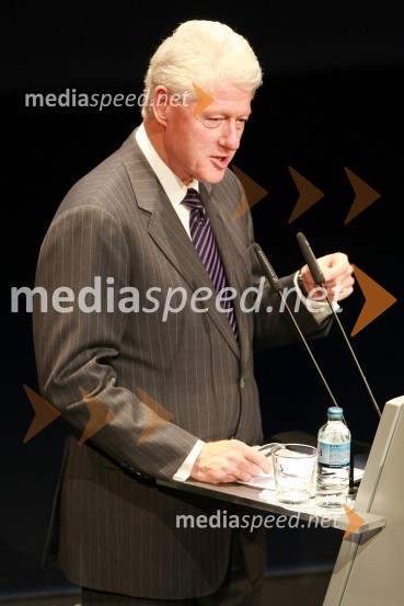 Bill Clinton, 42. predsednik Združenih držav AmerikeBill Clinton, 42. predsednik ZDA na obisku v Sloveniji, na povabilo Diners Club Slovenija