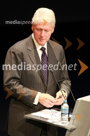 Bill Clinton, 42. predsednik Združenih držav AmerikeBill Clinton, 42. predsednik ZDA na obisku v Sloveniji, na povabilo Diners Club Slovenija