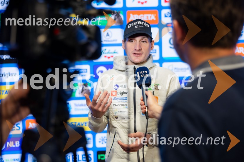 Novinarska konferenca pred Planico