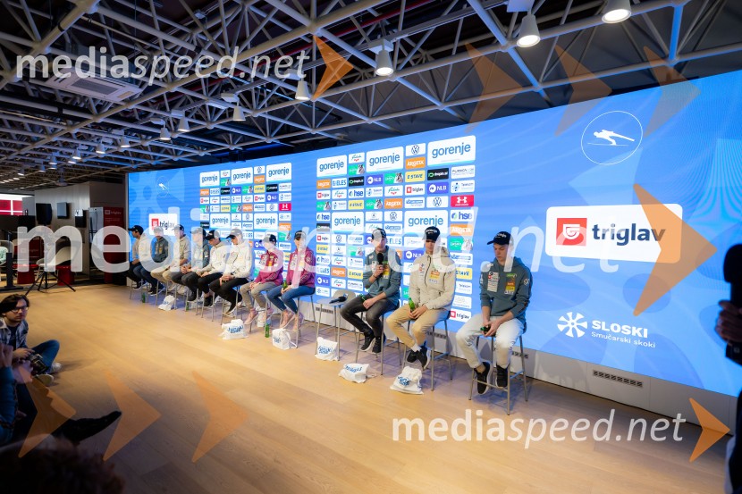 Novinarska konferenca pred Planico