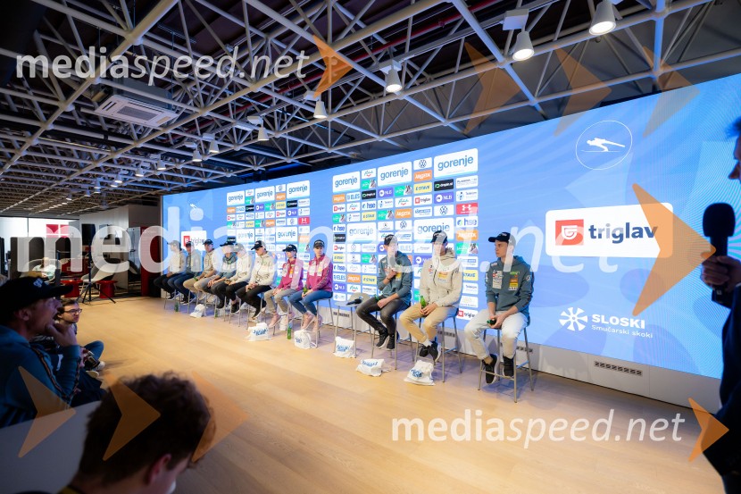 Novinarska konferenca pred Planico