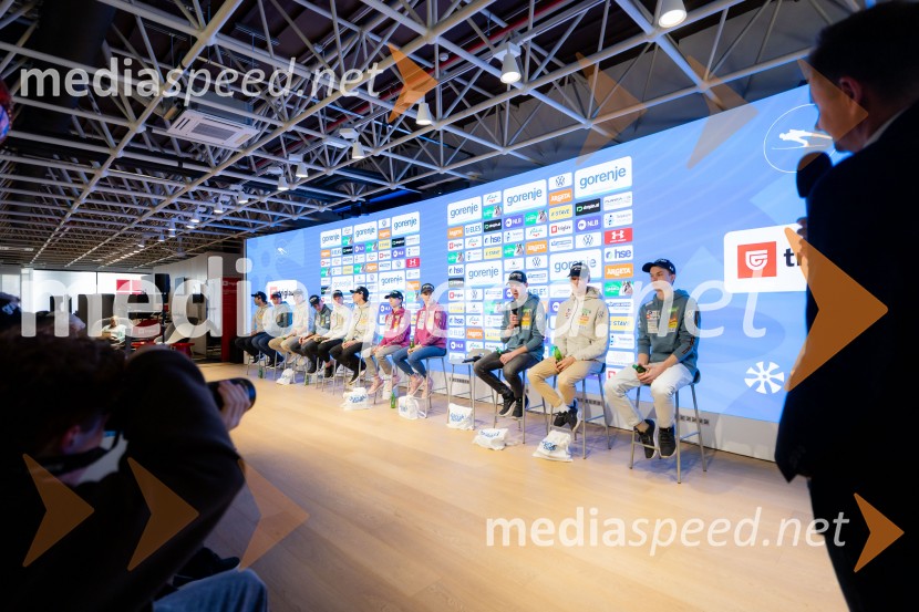 Novinarska konferenca pred Planico