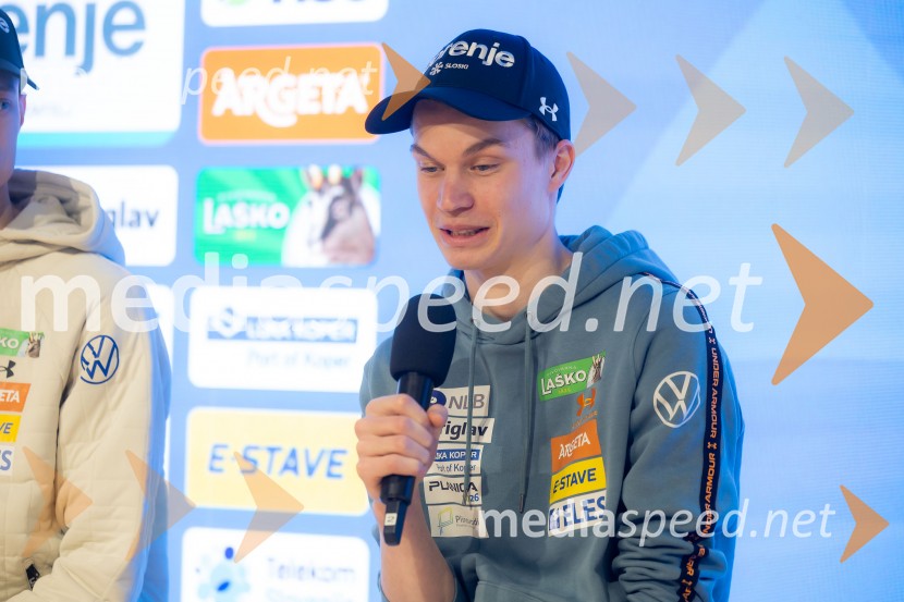 Novinarska konferenca pred Planico