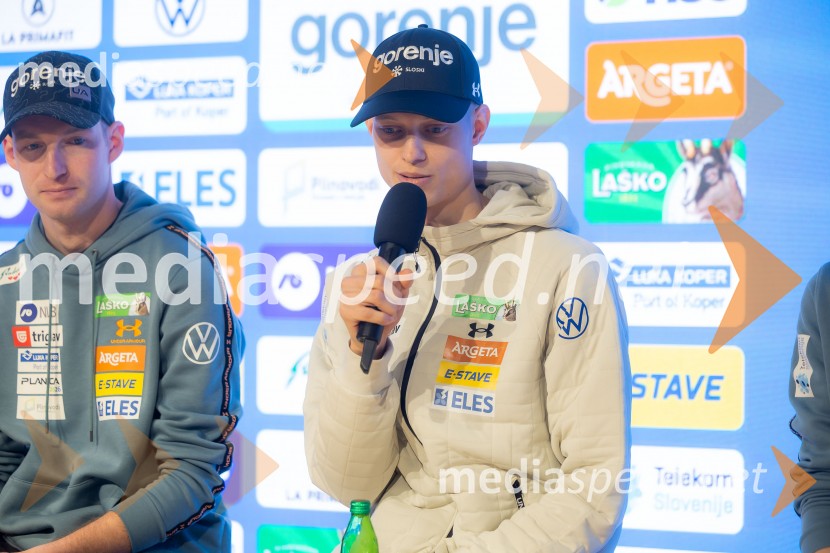 Novinarska konferenca pred Planico