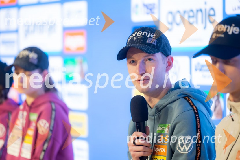 Novinarska konferenca pred Planico