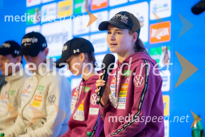 Novinarska konferenca pred Planico