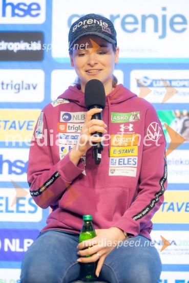 Novinarska konferenca pred Planico