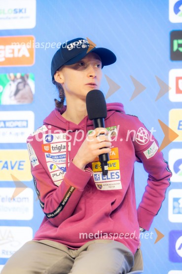 Novinarska konferenca pred Planico