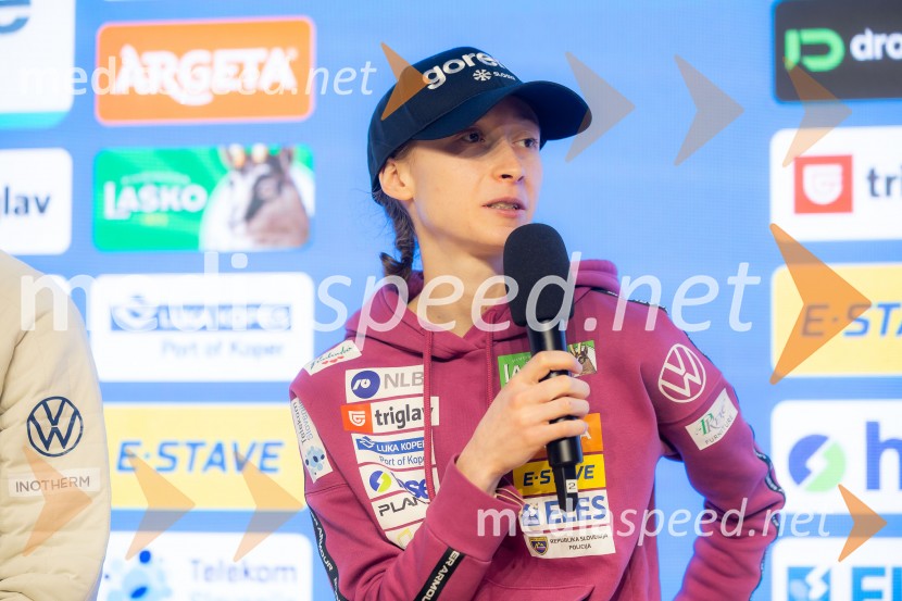 Novinarska konferenca pred Planico