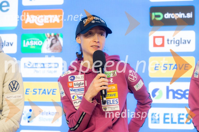 Novinarska konferenca pred Planico