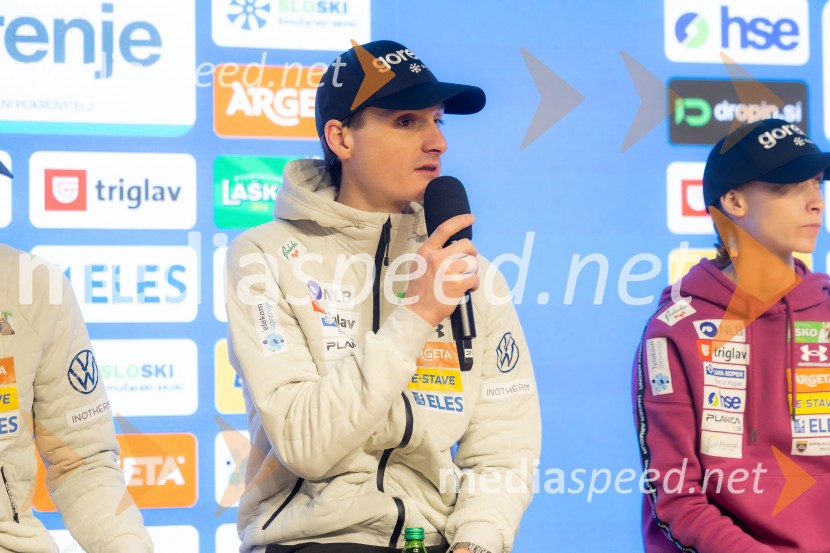 Novinarska konferenca pred Planico