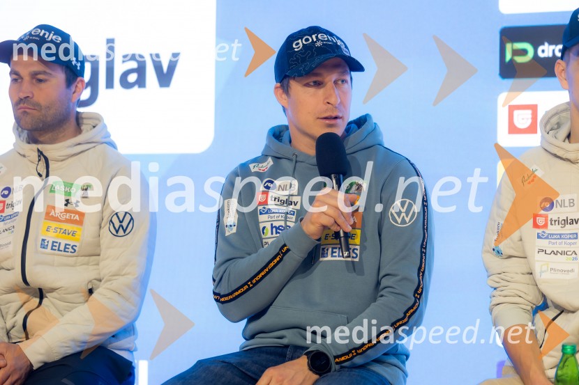 Novinarska konferenca pred Planico