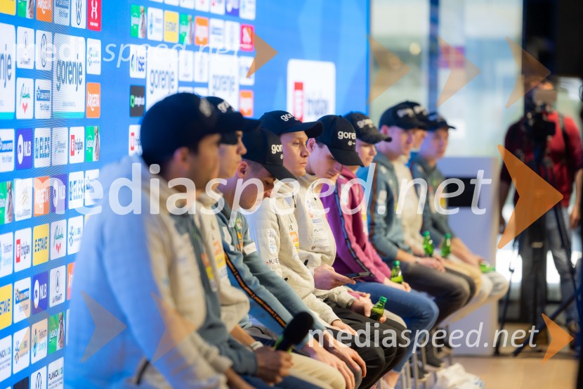 Novinarska konferenca pred Planico