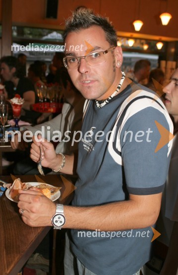 Joco, skupina Yo ZoLjudje RAZNO