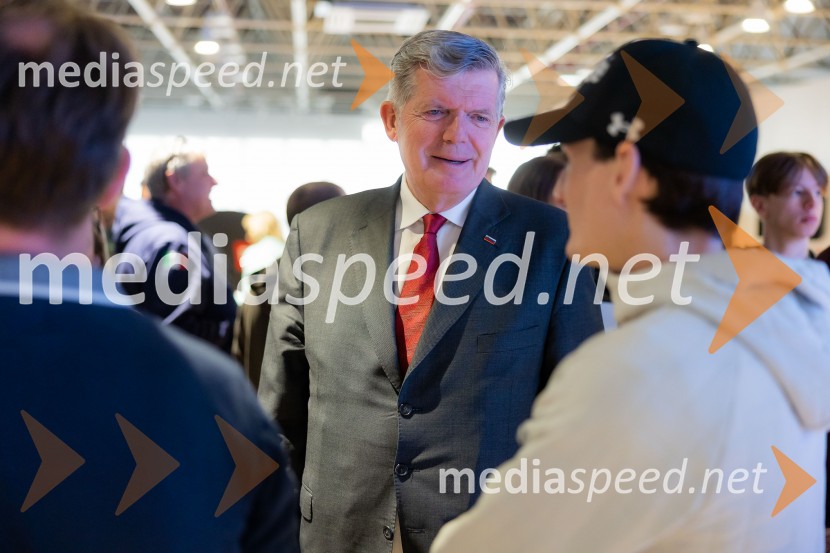 Novinarska konferenca pred Planico