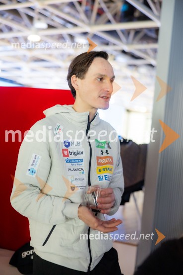 Novinarska konferenca pred Planico