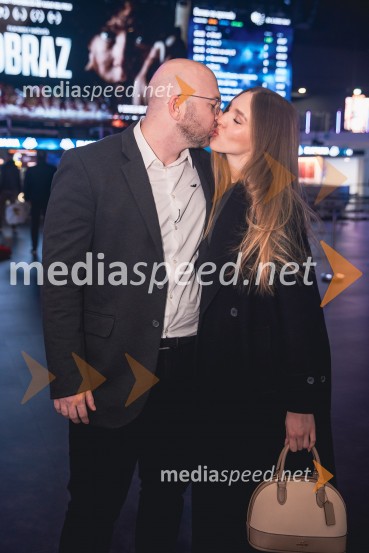 Zadnja večerja, premiera