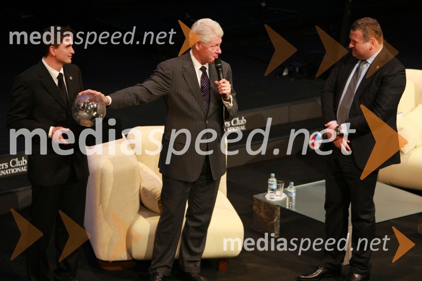 Zoran G. Grbić, vodja Diners Club Exclusive, Bill Clinton, 42. predsednik Združenih držav Amerike in Tomaž F. Lovše, direktor Diners ClubBill Clinton, 42. predsednik ZDA na obisku v Sloveniji, na povabilo Diners Club Slovenija