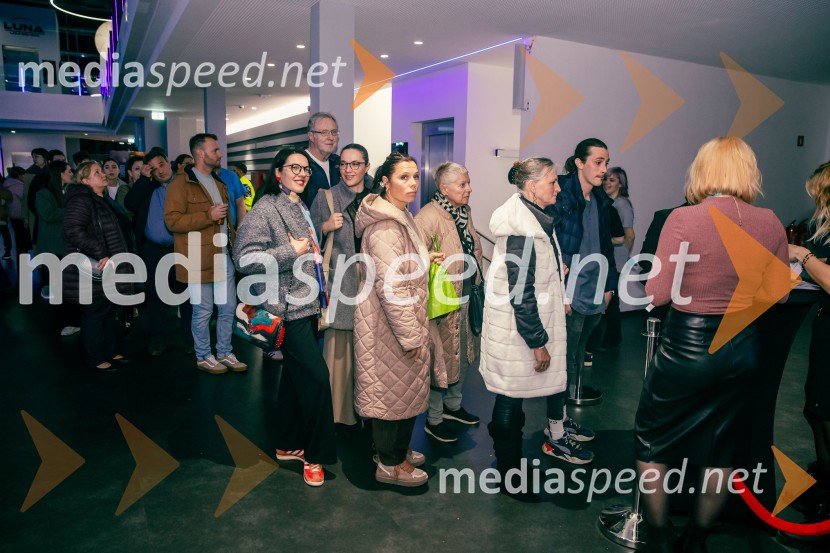 Zadnja večerja, premiera