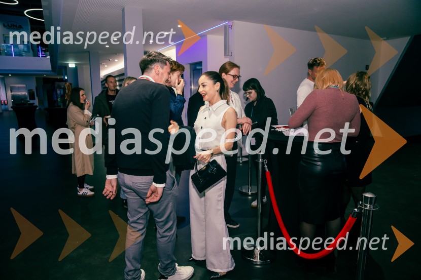 Zadnja večerja, premiera