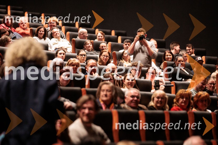 Zadnja večerja, premiera