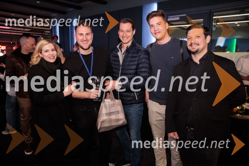 Zadnja večerja, premiera