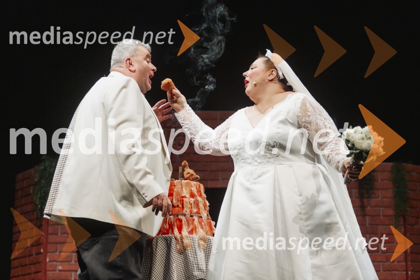  Saša Klančnik, igralec;  Urška Vučak Markež, igralkaZadnja večerja, premiera