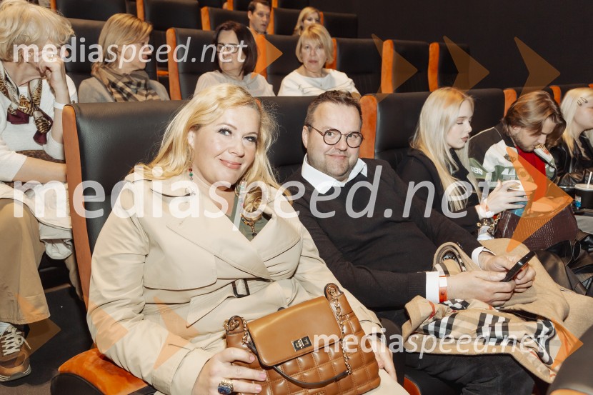  Andreja Sonc, pevka;  ... Zadnja večerja, premiera