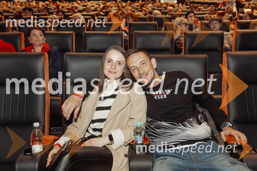 Zadnja večerja, premiera