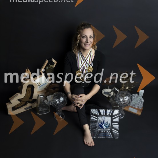  Ilka Štuhec, slovenska alpska smučarkaIlka Štuhec, portret