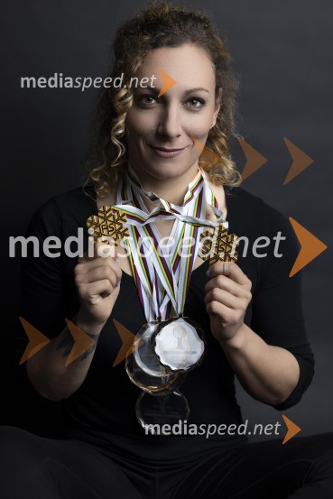  Ilka Štuhec, nekdanja slovenska alpska smučarkaIlka Štuhec, portret