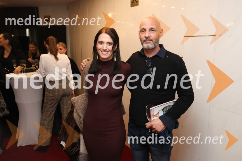 Kakšno ime pa je to, premiera, SNG Maribor