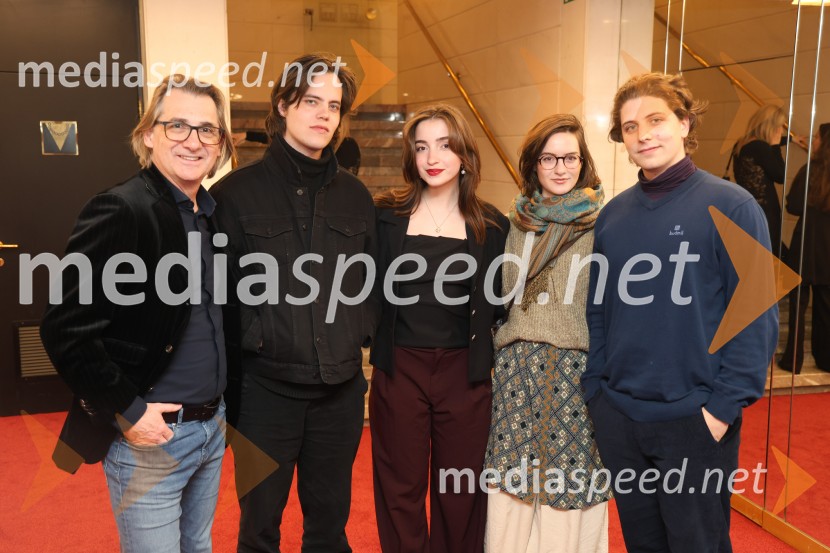 Kakšno ime pa je to, premiera, SNG Maribor