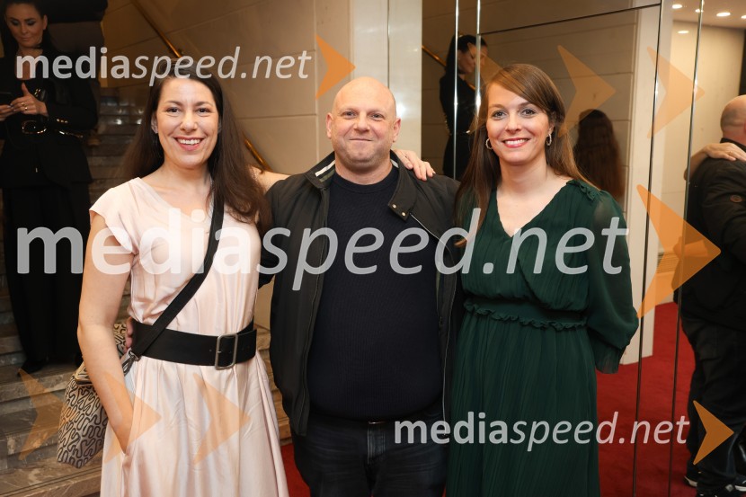 Kakšno ime pa je to, premiera, SNG Maribor