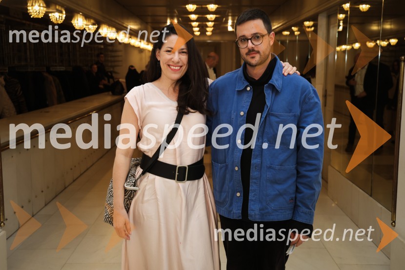 Kakšno ime pa je to, premiera, SNG Maribor