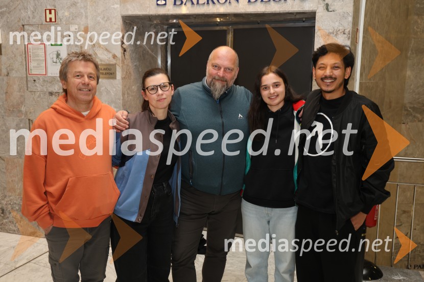 Kekec proti kekcu, premiera SNG Nova Gorica