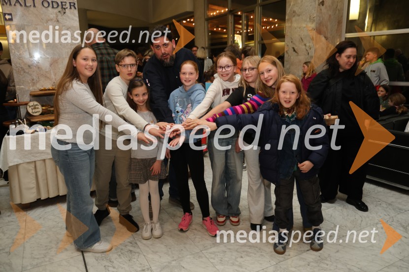 Kekec proti kekcu, premiera SNG Nova Gorica