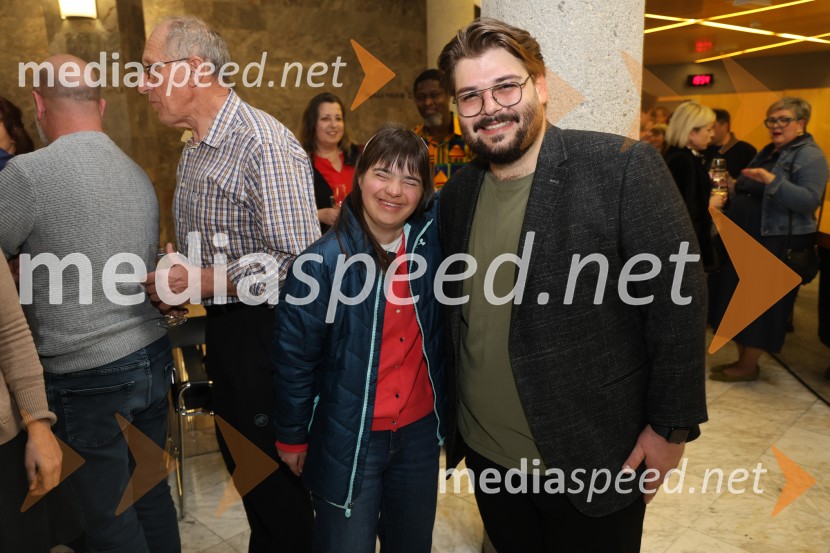 Kekec proti kekcu, premiera SNG Nova Gorica