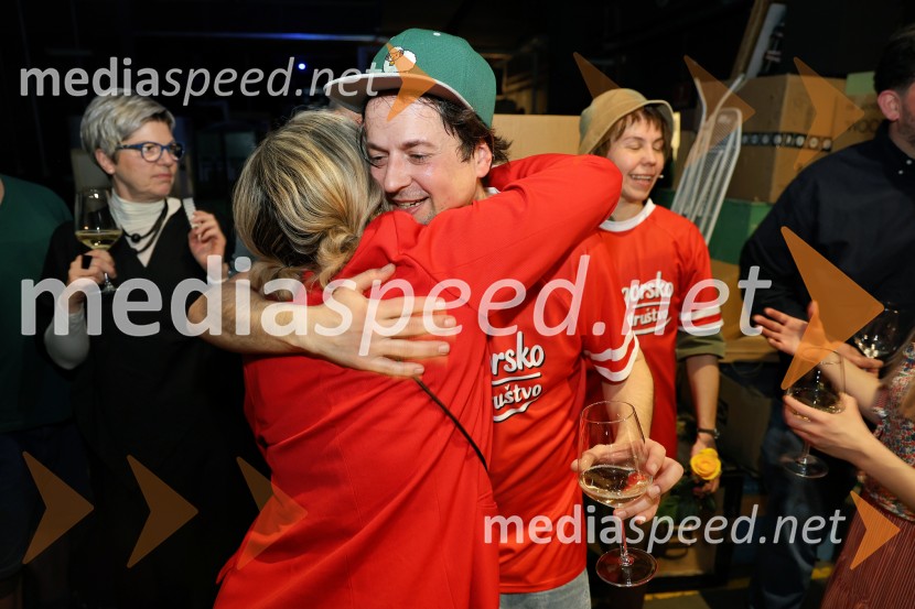 Kekec proti kekcu, premiera SNG Nova Gorica