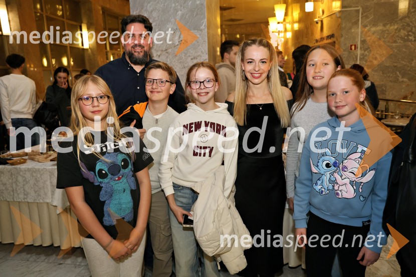 Kekec proti kekcu, premiera SNG Nova Gorica